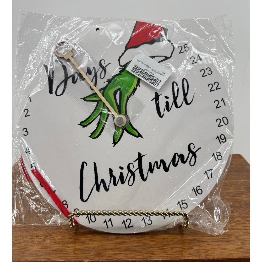 GRINCH "Days to Christmas" Wall Hanging 11 inches Diameter